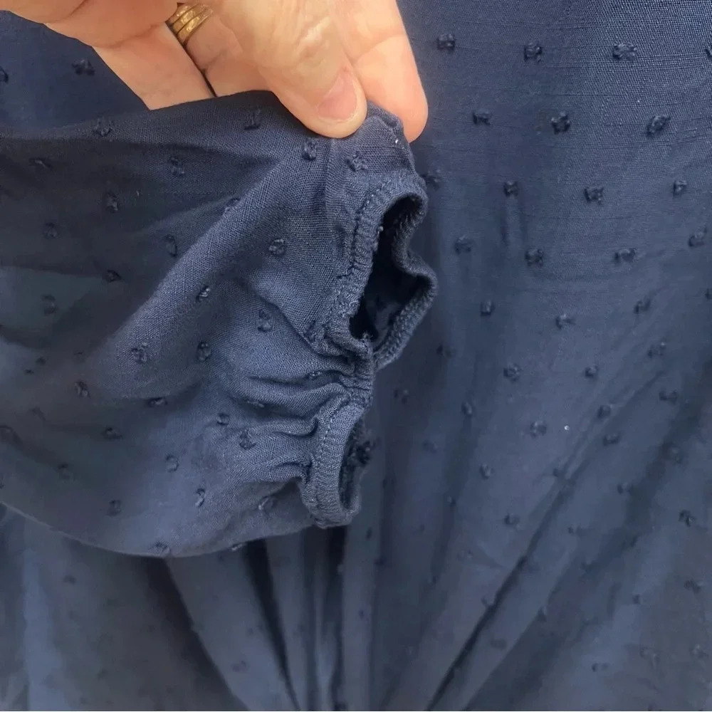 Nine Britton front tie blouse semi sheer with raised polka dots size large - Picture 6 of 6